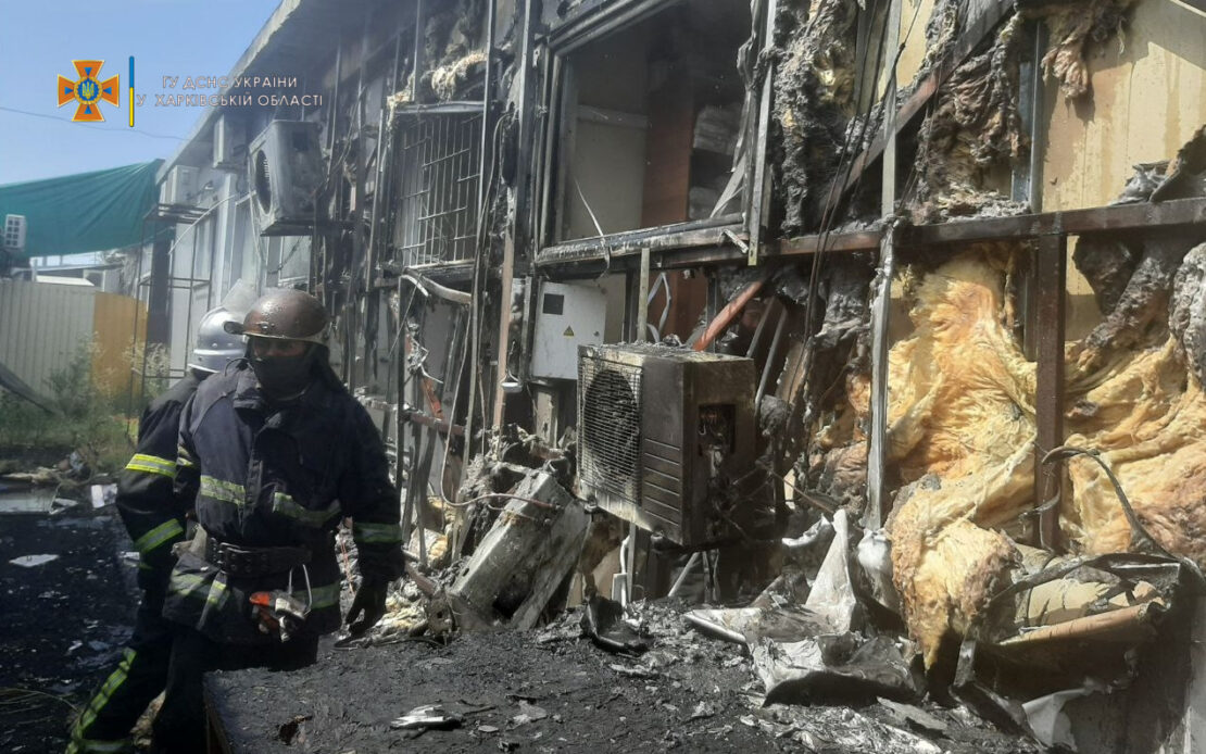 Пожар в Харькове: На Коммунальном рынке горят магазины