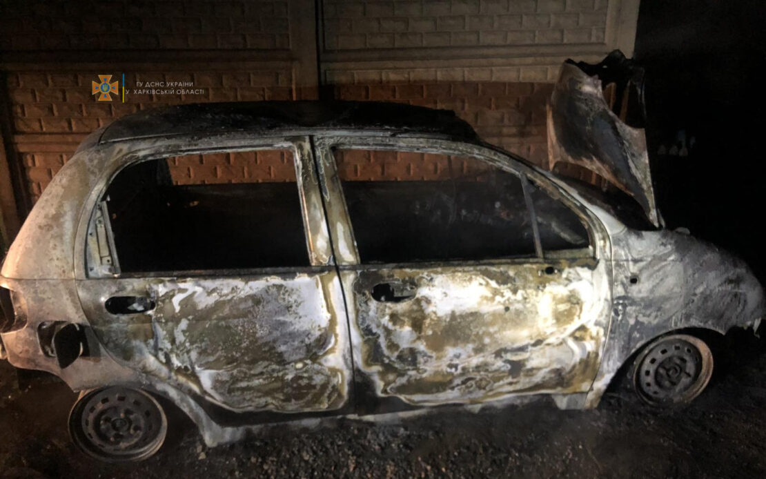 Пожар в Харькове: На Станционном въезде, 4 сгорел Daewoo Matiz