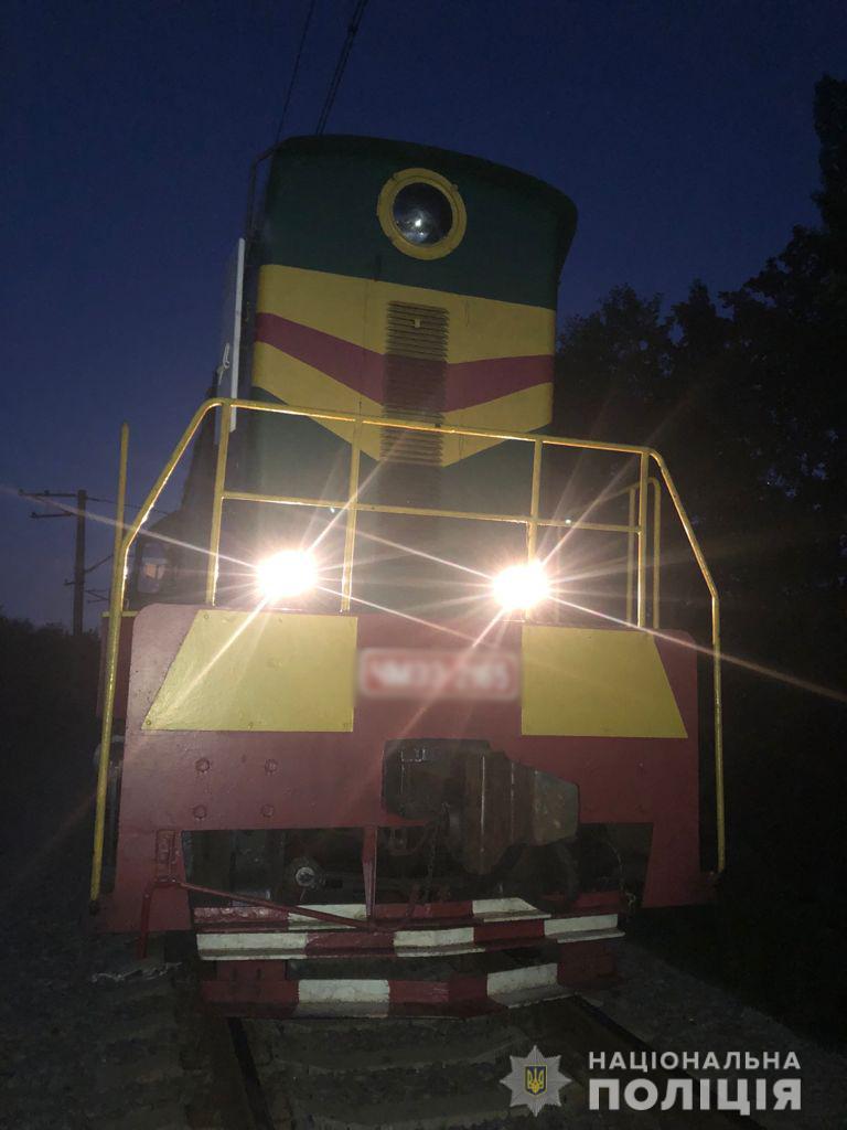Новости Харькова: Поезд сбил 15-летнего парня в поселке Подворки