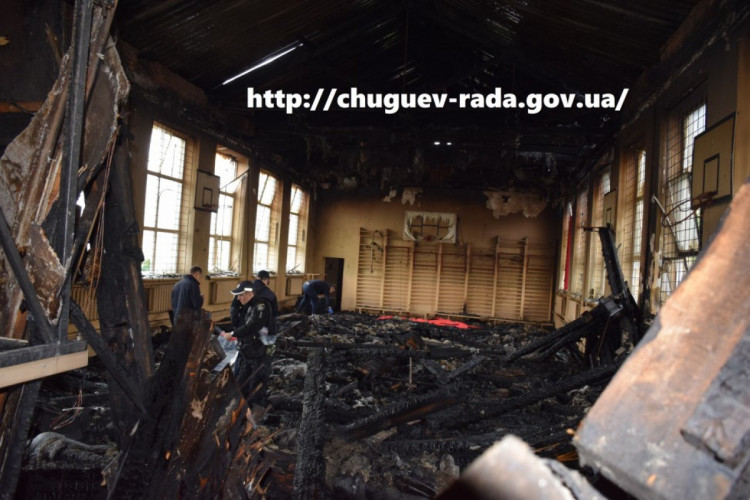 Пожар в Чугуевском лицее № 2: Где будут учиться дети, прокомментировали в мэрии. Новости Харькова