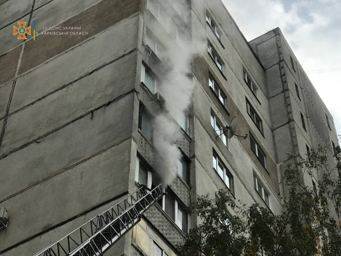 Пожар в Харькове: На улице Клочковской горела 16-этажка, эвакуировали людей