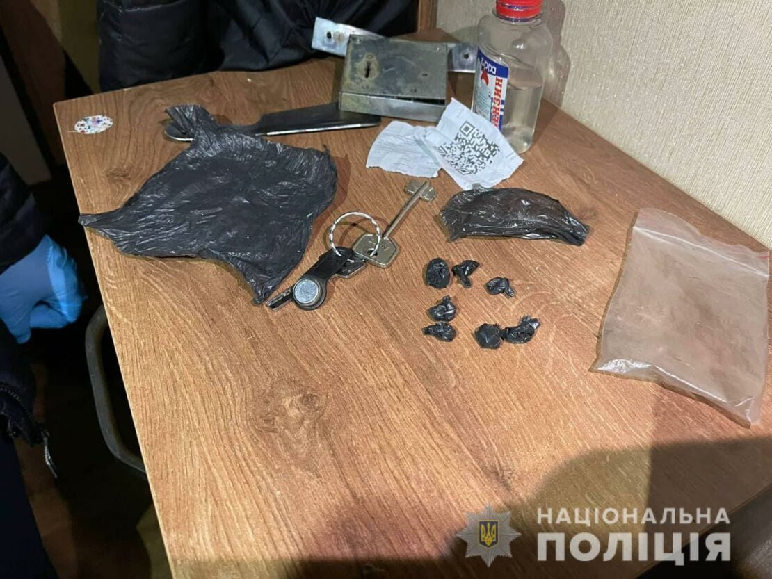 Наркотики Харьков: притон в доме на улице Владислава Зубенко
