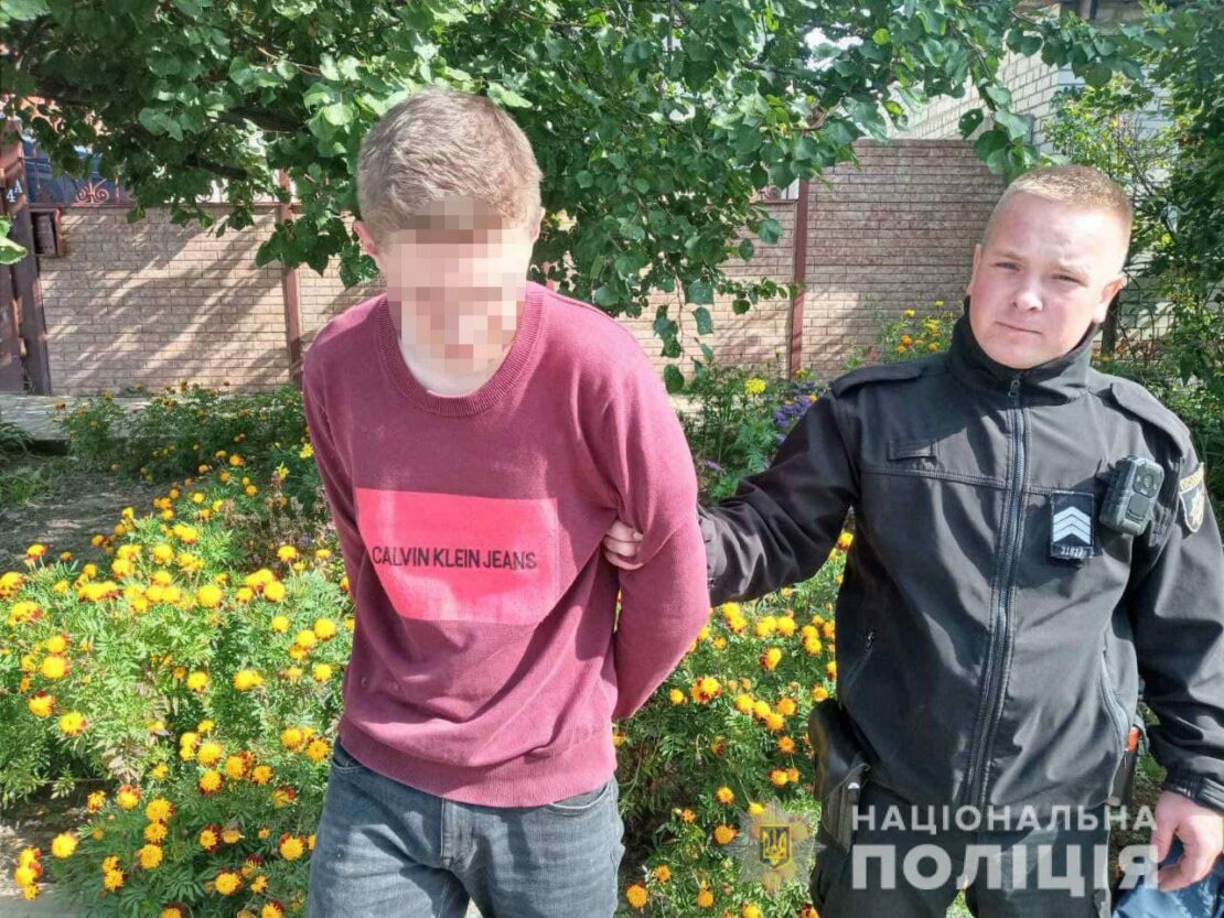 Наркотики Харьков: Закладчик с "солями" задержан в Холодногорском районе
