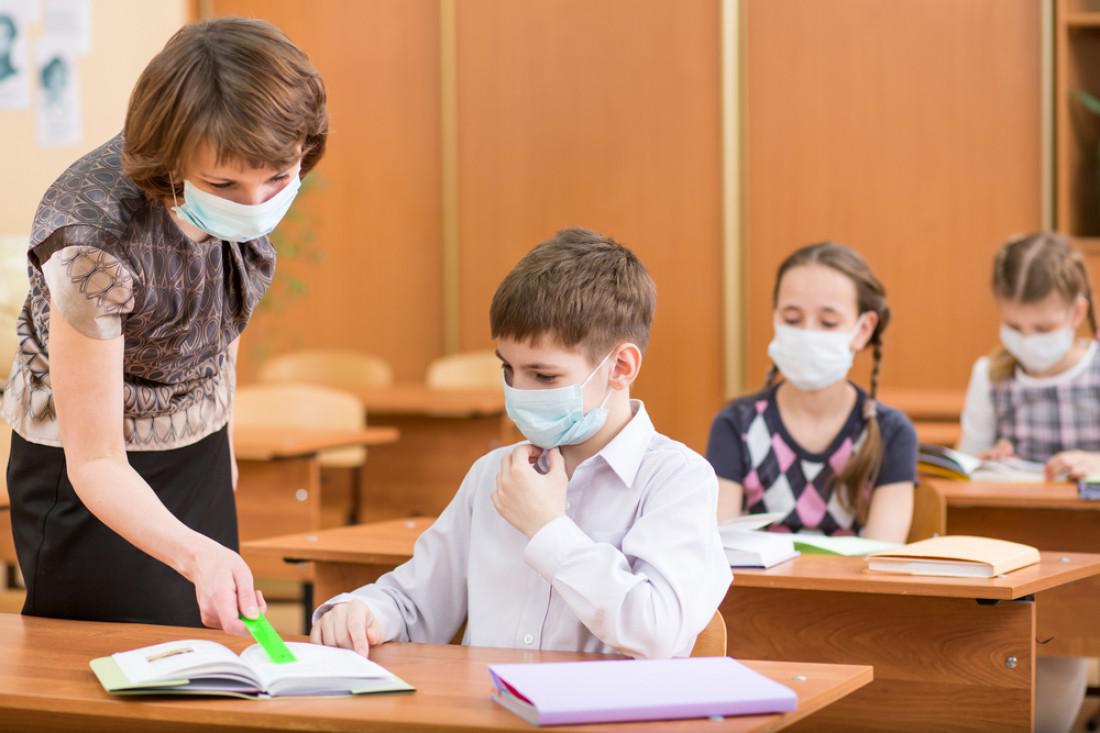 Новости Украины: Зарплаты украинским учителям и врачам вырастут