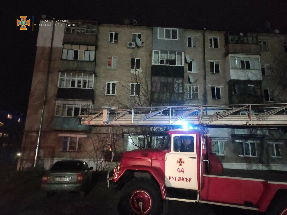 Пожар под Харьковом в пятиэтажном доме в поселке Купянск-Узловой