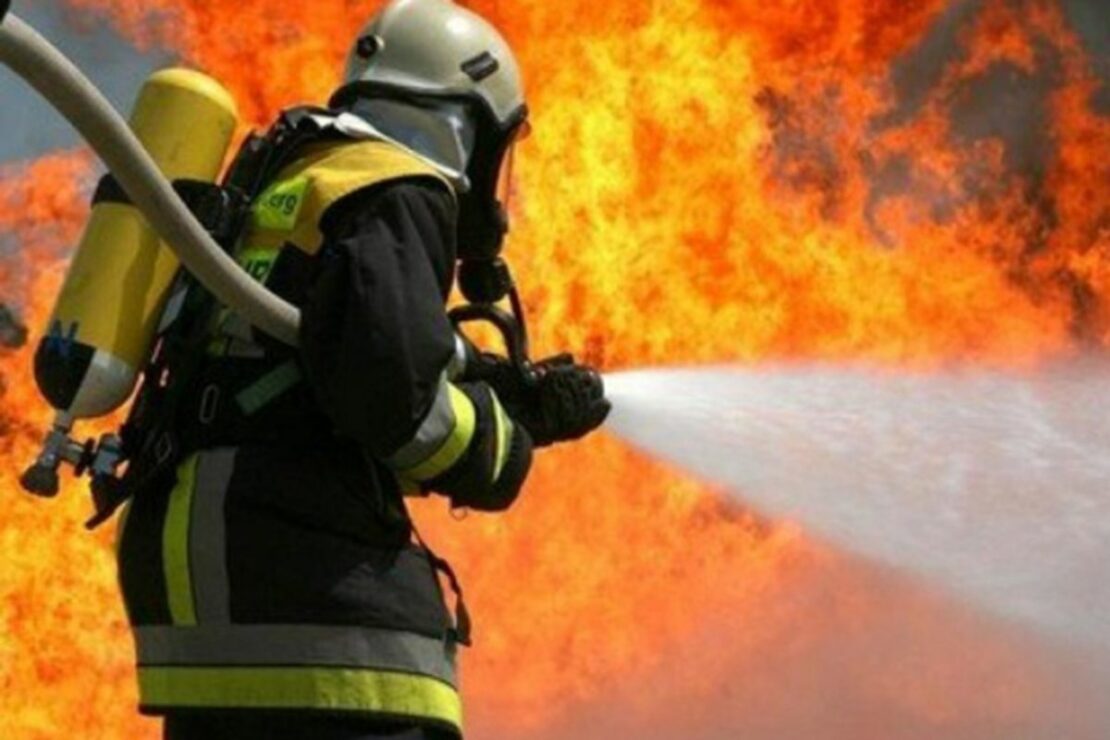 Пожар Харьков: На улице Гарибальди, 4 горела квартира на 1 этаже