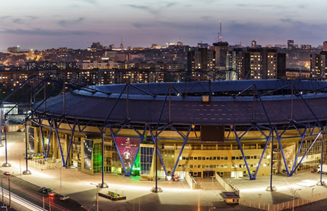 Запрет движения транспорта возле стадиона "Металлист" 13 ноября 2021 года - новости Харьков