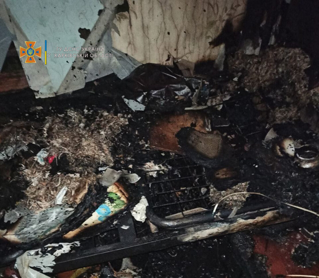 Смертельный пожар в Харькове: Спасатели обнаружили труп женщины в горевшей многоэтажке на улице Ахсарова
