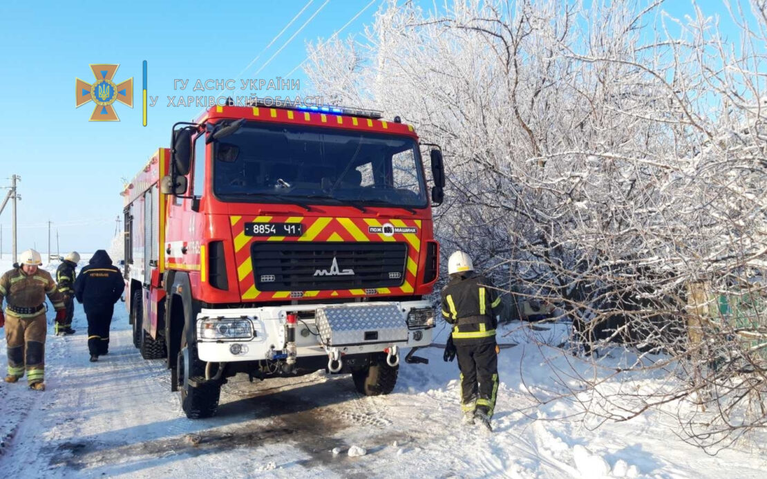 Пожар под Харьковом: Горела крыша дома в селе Гусинка 
