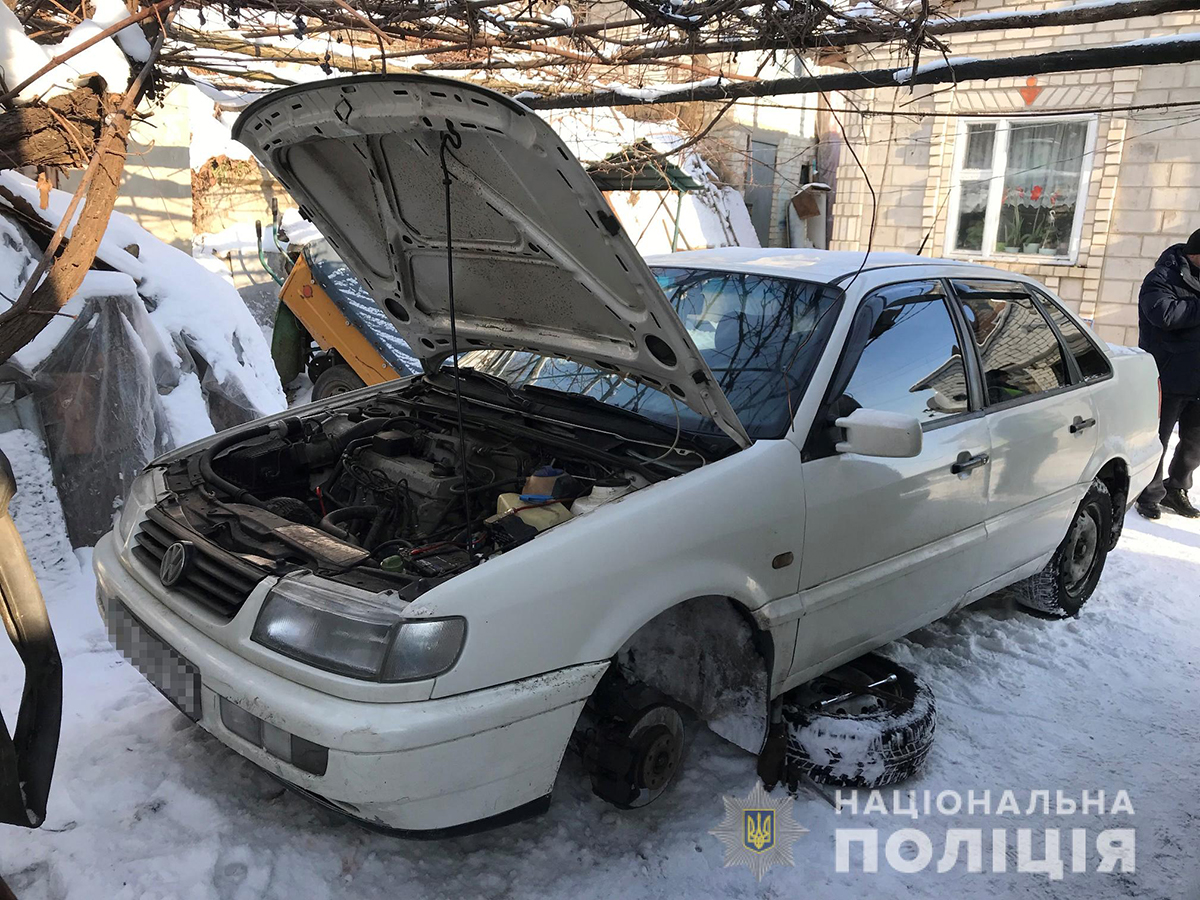 Под Харьковом пьяный водитель насмерть сбил парня и скрылся