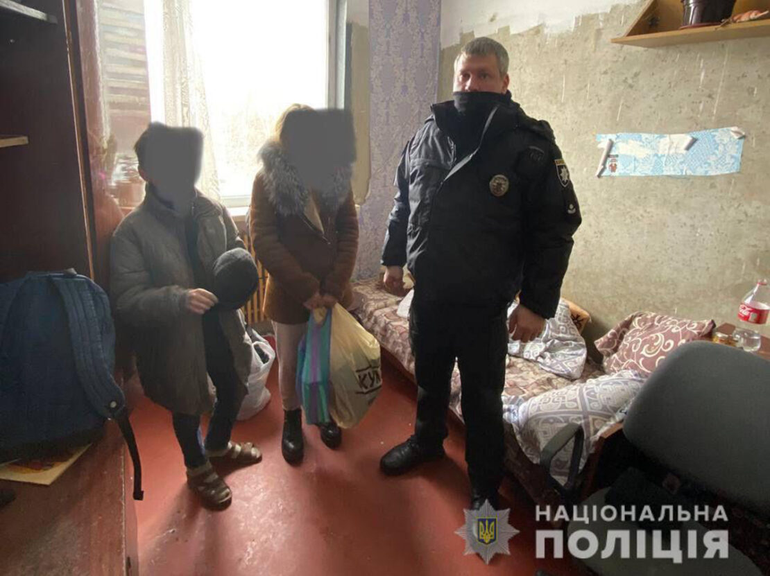 Домашнее насилие в Харькове: У пьющего отца забрали детей