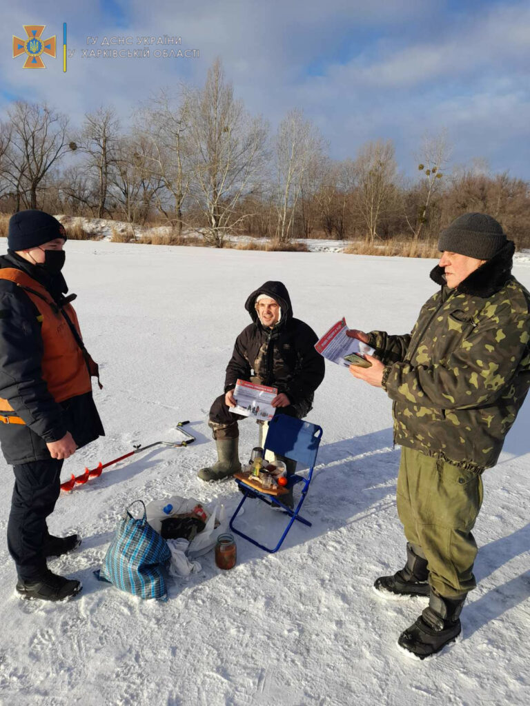 На Основянском озере спасатели провели профилактический рейд