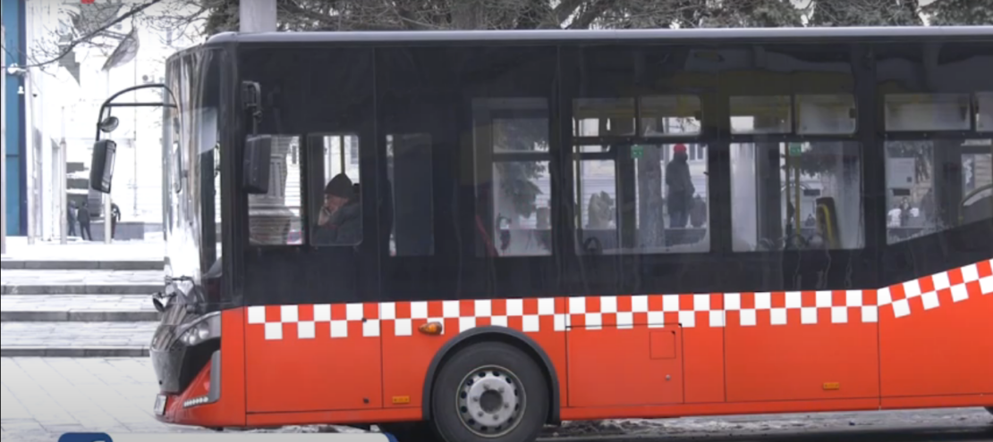 Харьковчане оценили оплату проезда картой в муниципальном транспорте