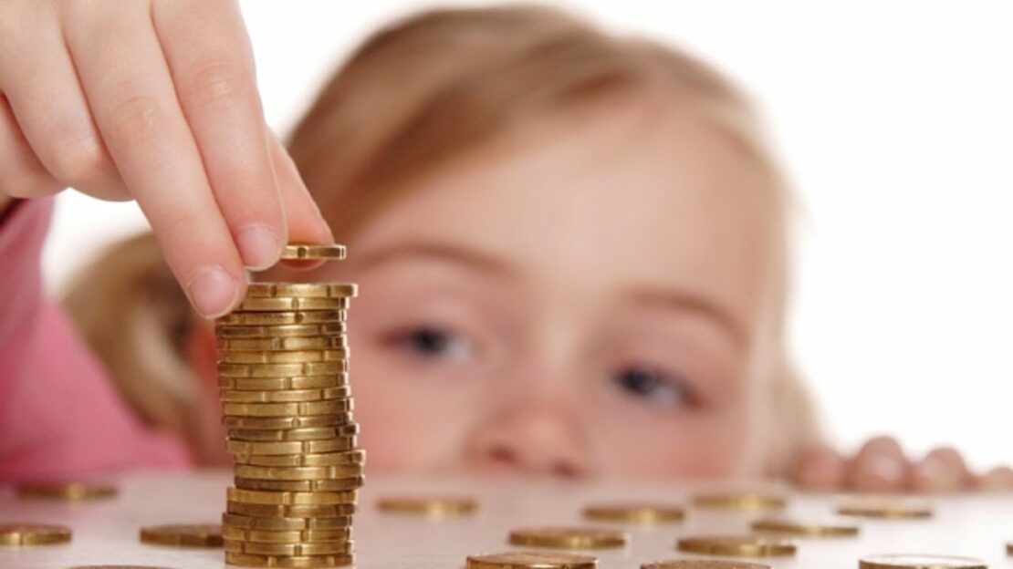 Поощрять или нет ребёнка деньгами: Мнение психолога 