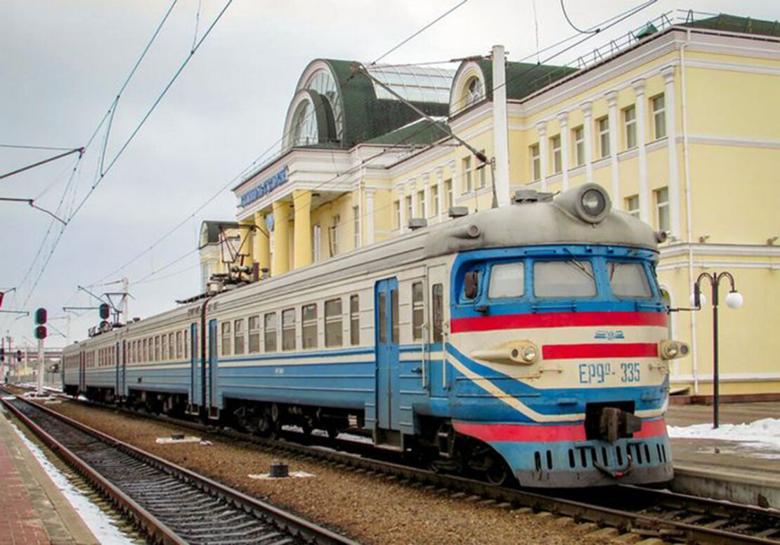 Из Харькова запустили пригородные поезда в Змиев и Рогозянку