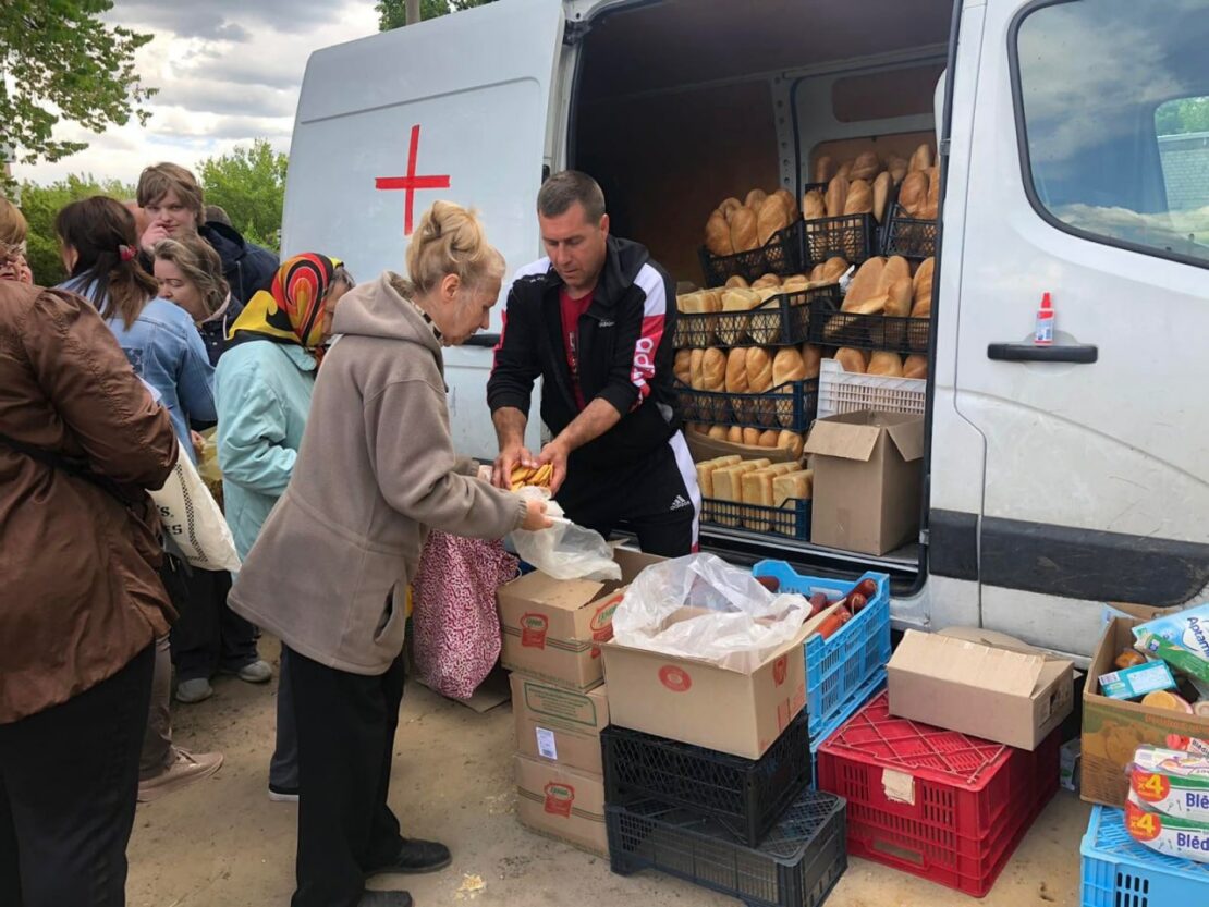 Война Харьков: Гуманитарную помощь раздают во всех районах
