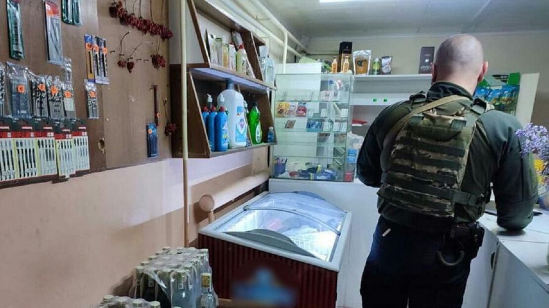 Запрет на алкоголь: В Харькове из магазина на Луи Пастера изъяли спиртное