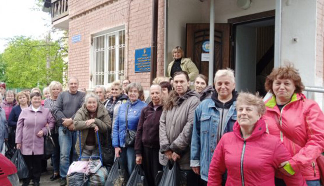 Новости Харькова: Пенсионерам и инвалидам помогают соцработники в Слободском районе