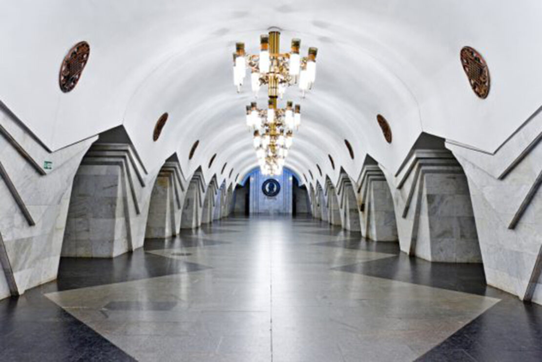 Война Харьков: Занятия по безопасности в метро - как отличить "вылет" от "прилета"