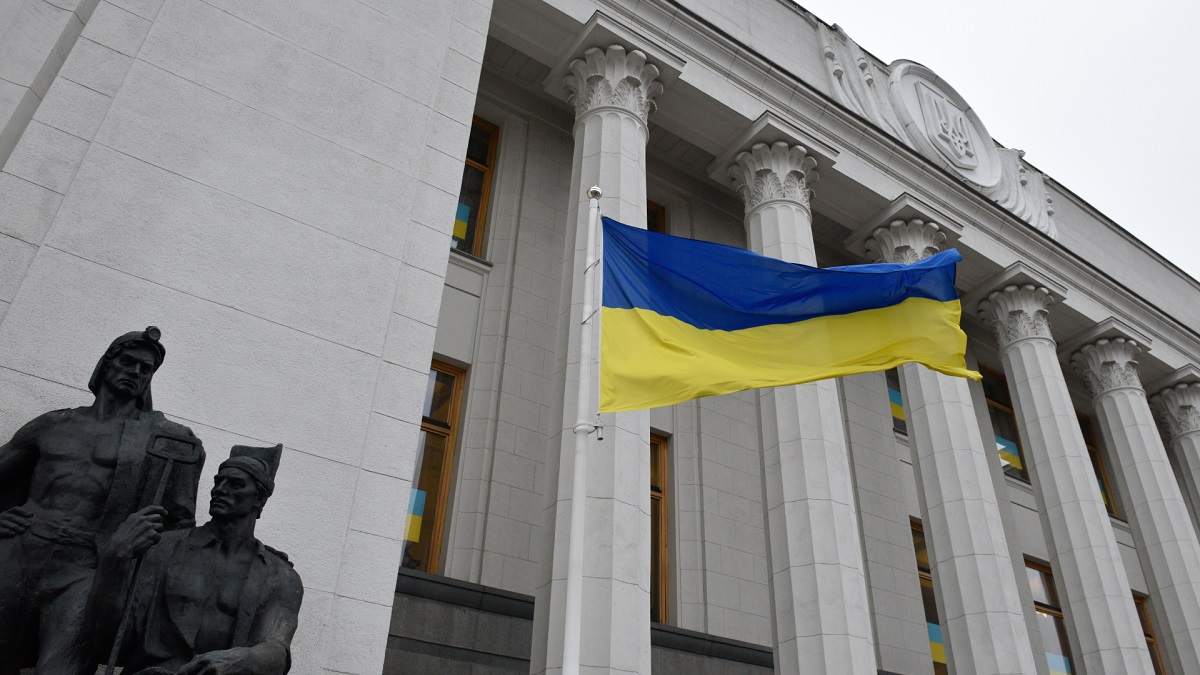 Политика Украина: Запрещена деятельность 6 пророссийских партий