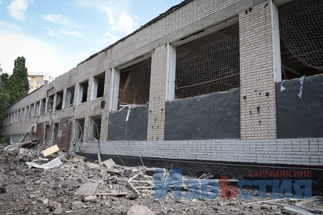 ФОТО Харків війна: Ракетний удар по школі в Слобідському районі 