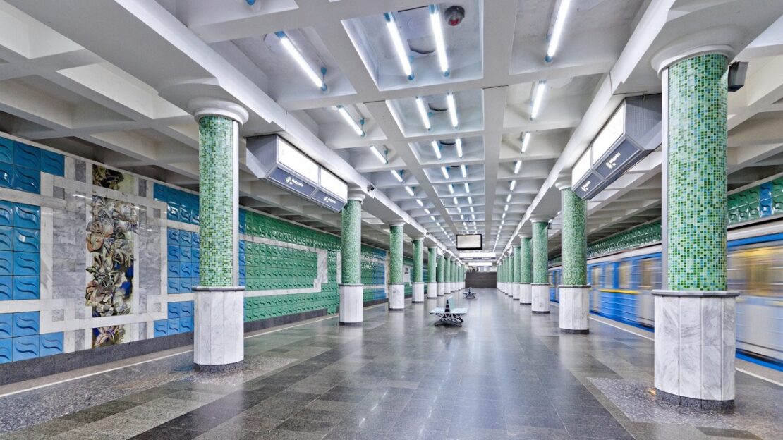 Новости Харьков: Для пассажиров откроют вестибюли метро станций "Индустриальная" и "Ботанический сад"