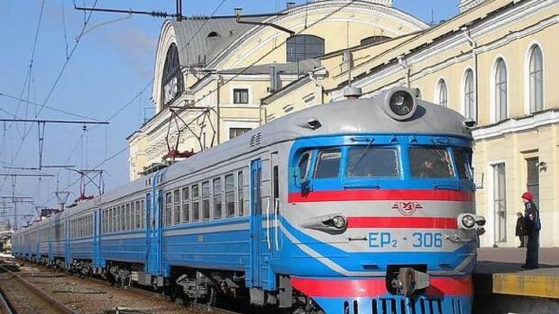 Укрзализныця назначила новые пригородные поезда в Харьковской области 