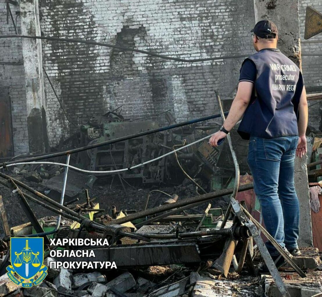 Війна Харків: Ракета влучила у завод у Слобідському районі