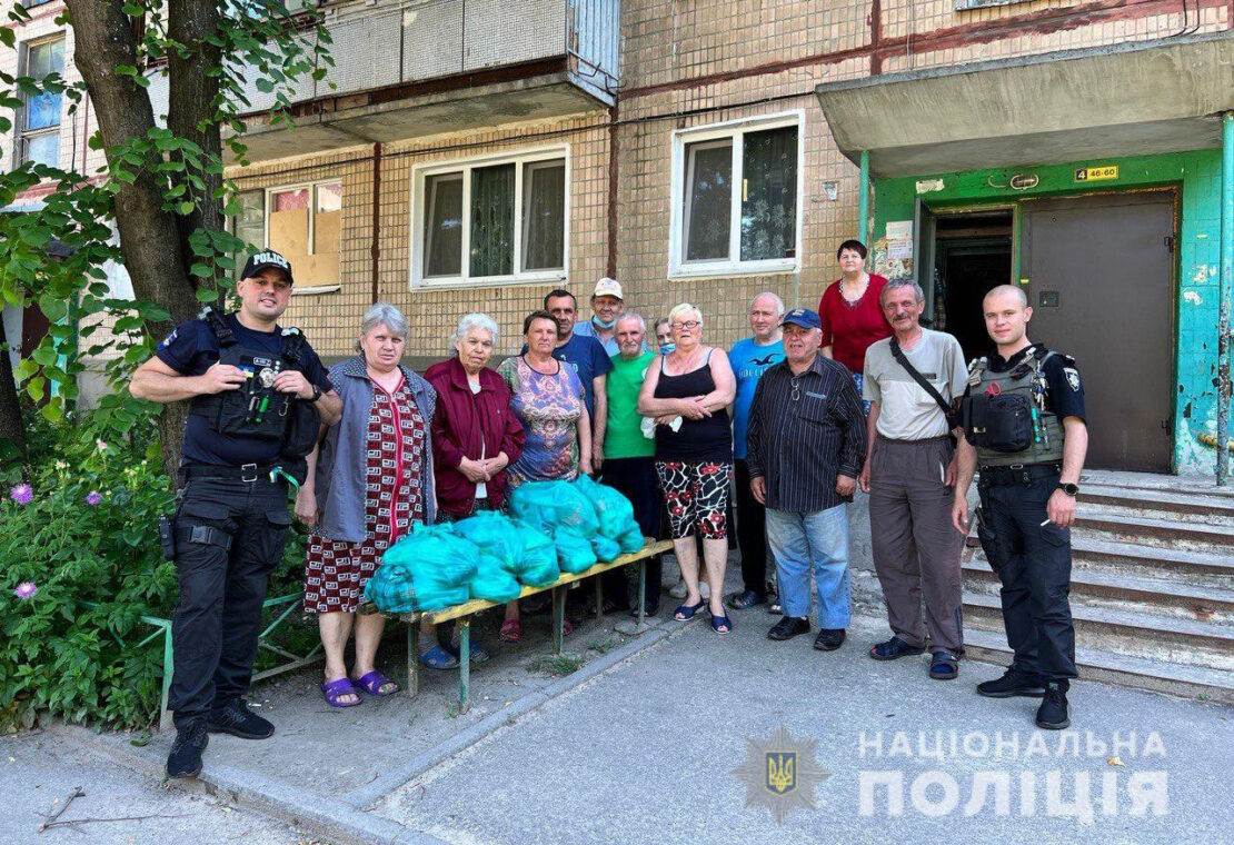 Війна Харків: У небезпечні райони привезли гуманітарну допомогу