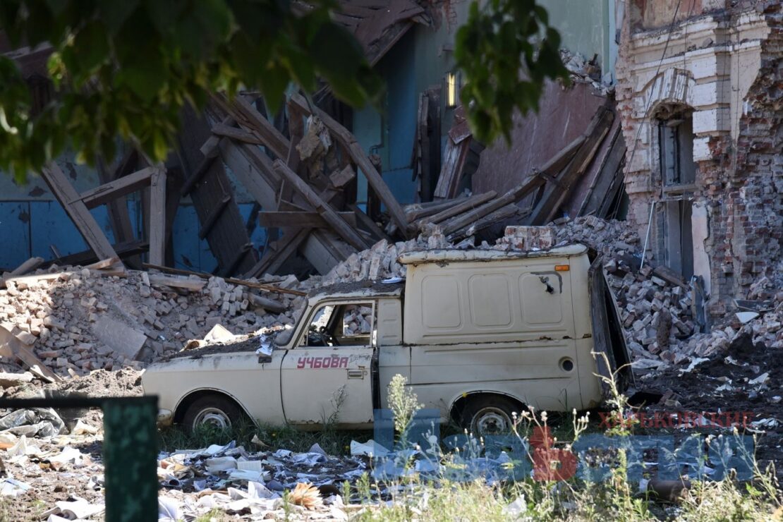 ФОТО Харків війна: Ракетний удар по сільськогосподарському університету