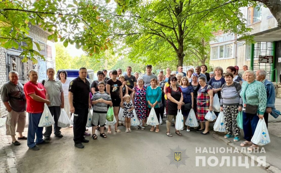 У селище Хроли на Харківщині привезли гумдопомогу