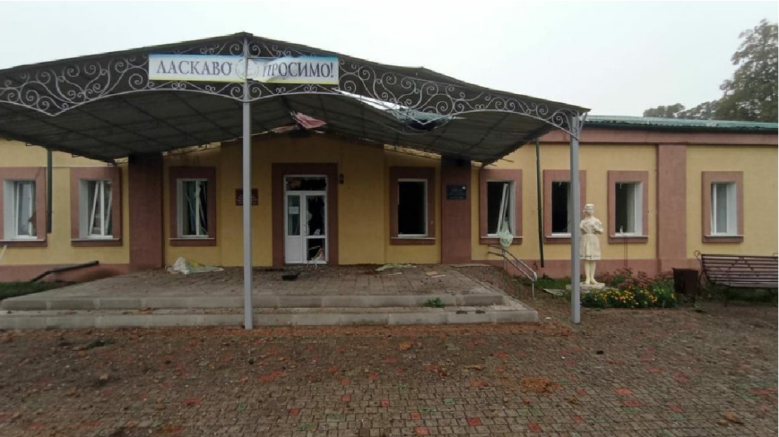 Ракетний удар по Золочеву: Армія рф руйнує школи на Харківщині