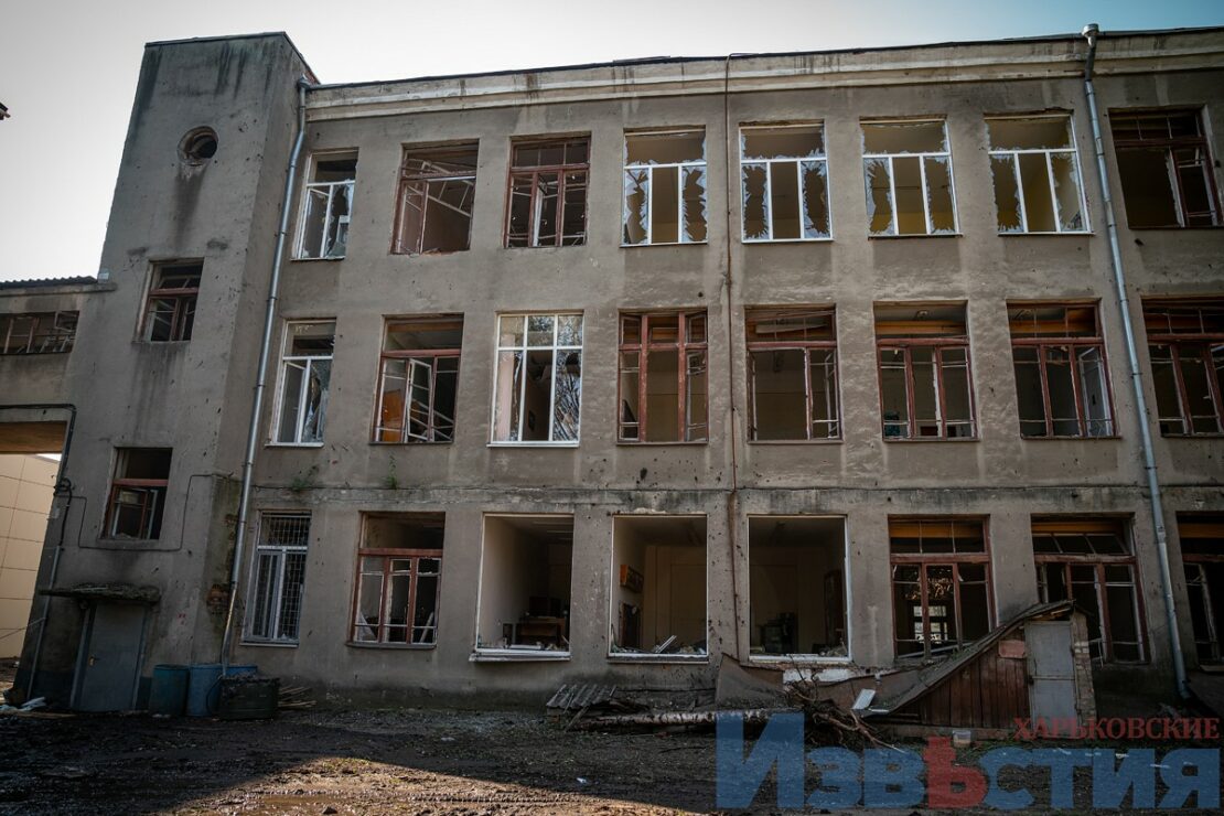 Фото Харків війна: Ракетний обстріл вулиці Весніна 31 серпня 2022 