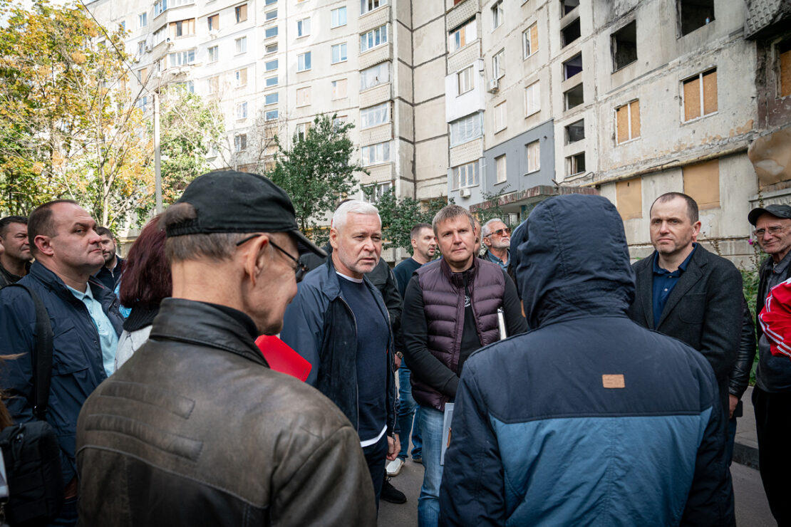 ФОТО Харків війна: Реконструкція будинків після обстрілів в Індустріальному районі