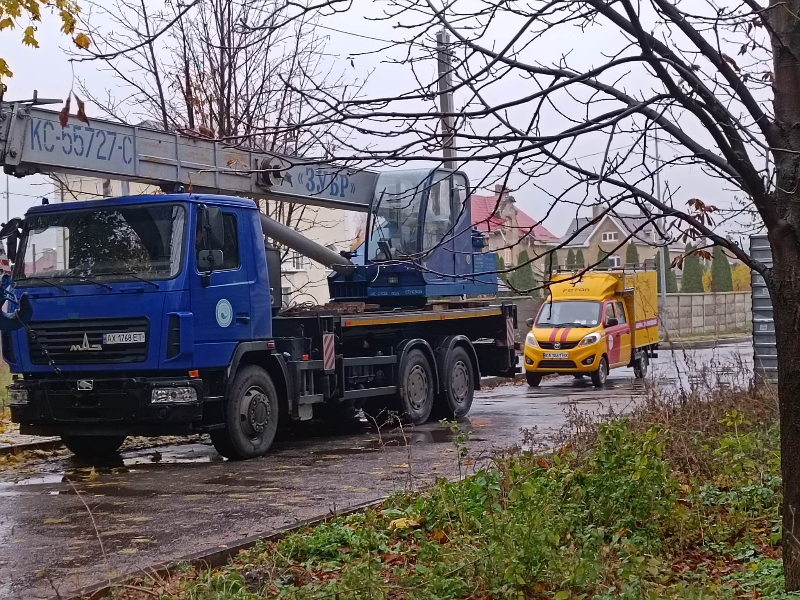 Новини Харків: На Північній Салтівці ремонтують водоводи 