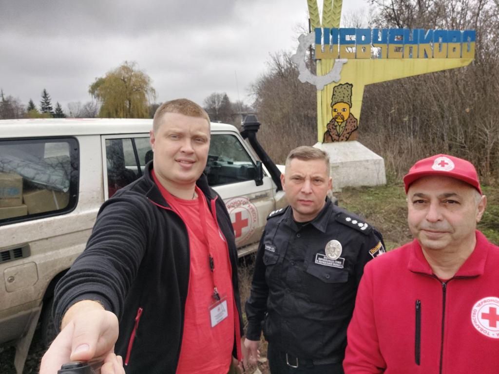 Новини Харкова: волонтери провели тренінг для поліцейських Куп'янського району