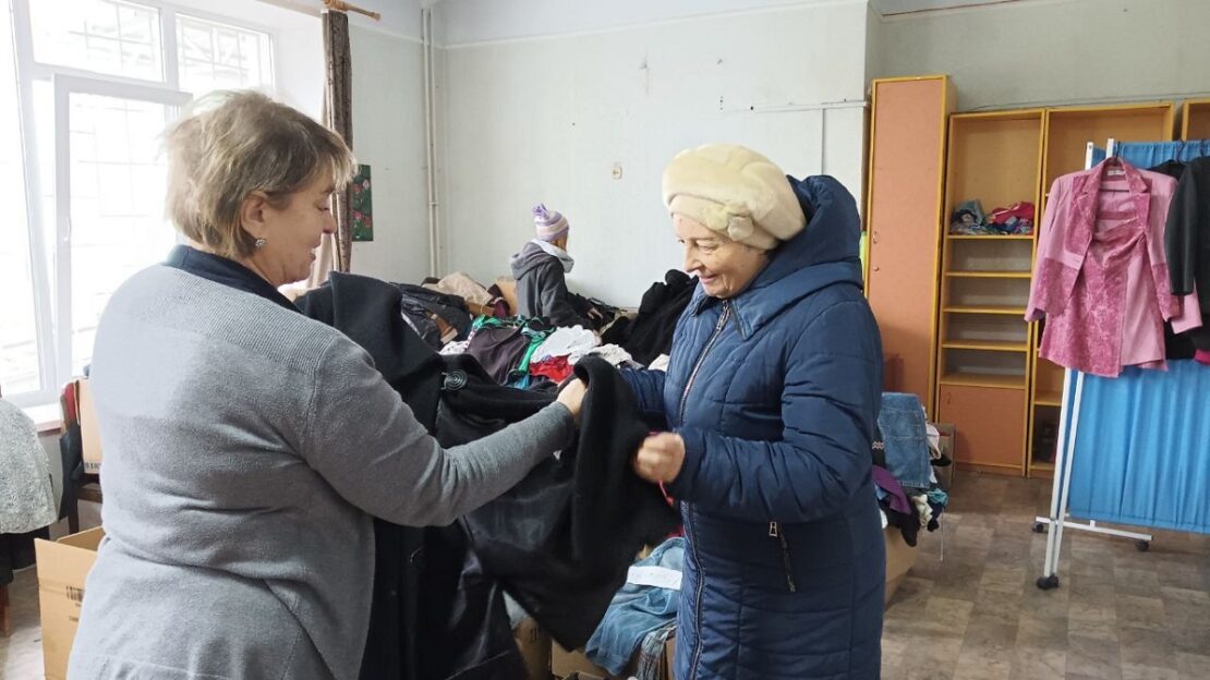 Новини Харкова: Працюють пункти прийому речей для переселенців
