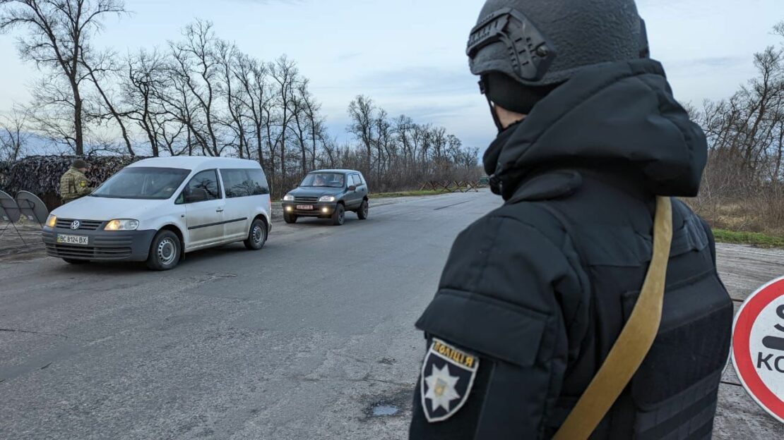 Новини Харкова: поліцейські перевірили понад 3400 автомобілів