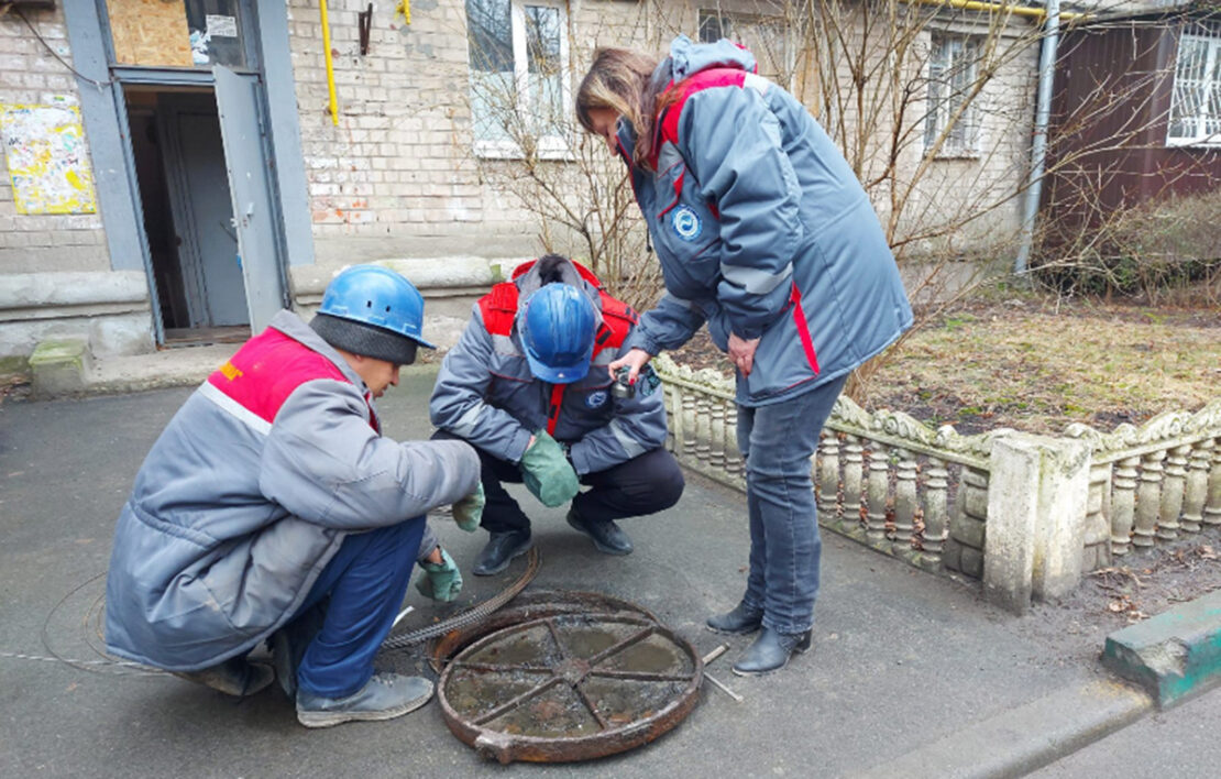 У Шевченківському районі Харкова ремонтують внутрішньобудинкові системи 