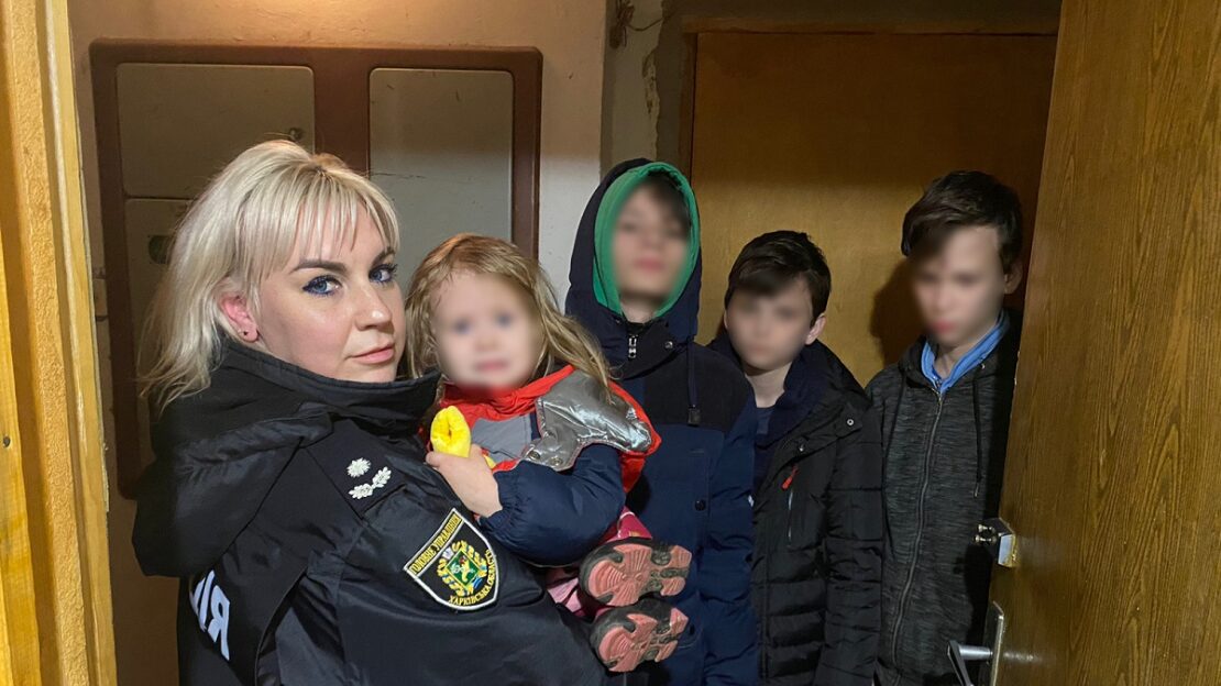Новини Харкова: У квартирі без нагляду залишилися четверо дітей 