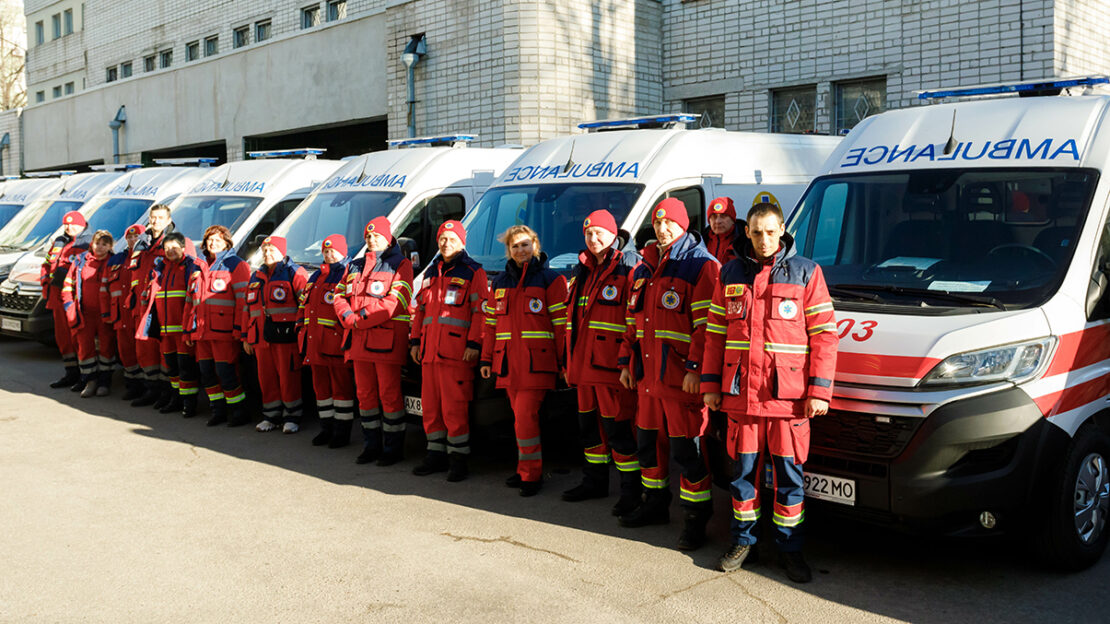 Медики Харківщини отримали 20 автомобілів "швидкої допомоги" 