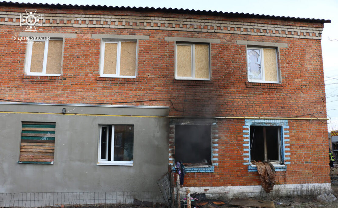 Новини Харківщини: У Циркунах врятували чоловіка з палаючого будинку