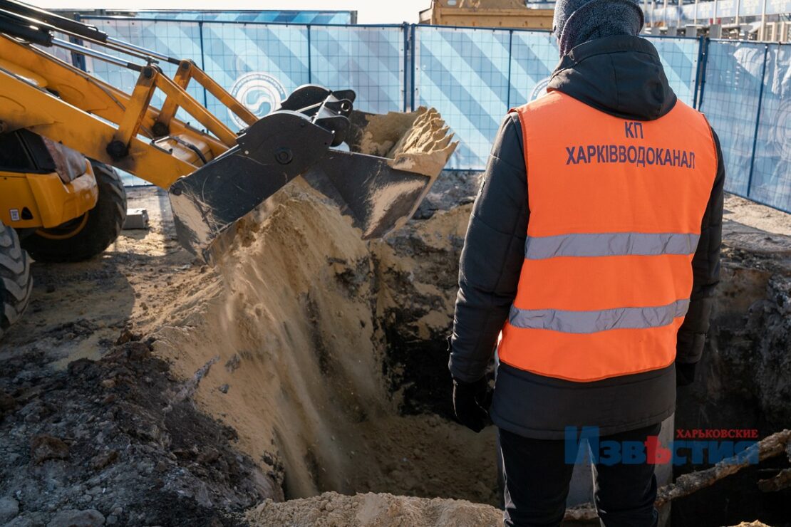 В Харкові завершують ремонт після аварії на системі водовідведення - фото