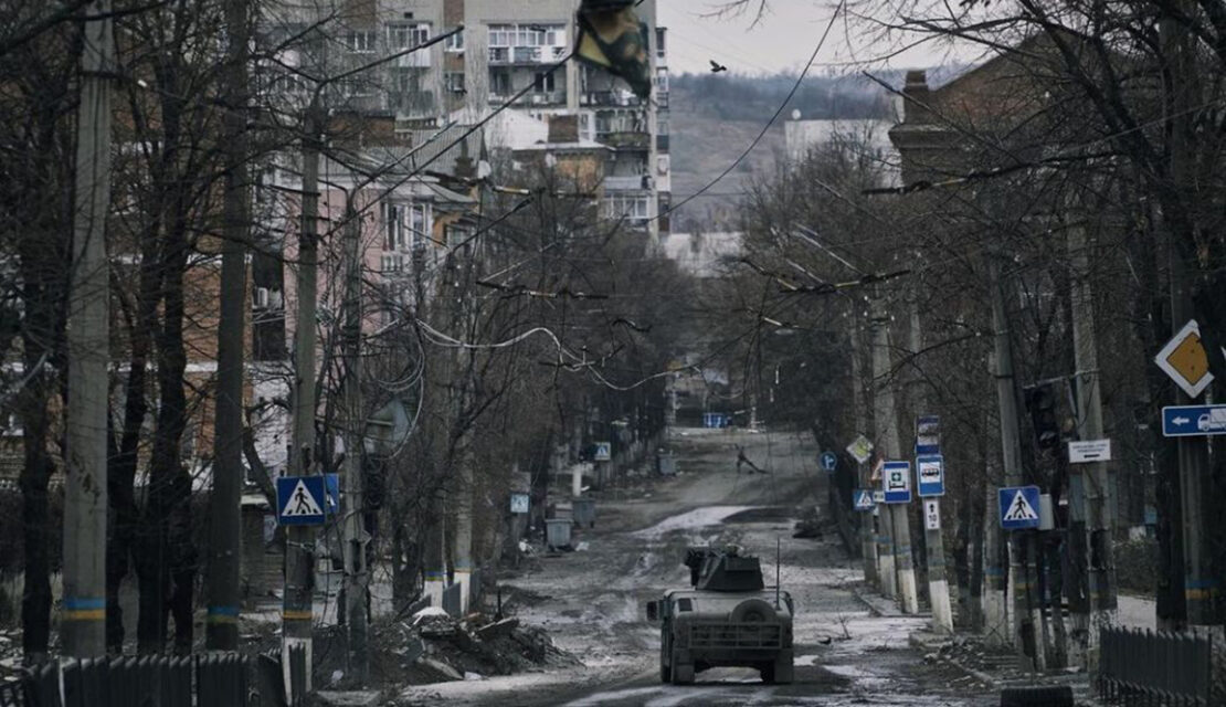 Окупанти обстрілюють схід України, намагаючись збити наступ ЗСУ