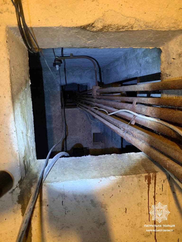 Вирізали кабель у підвалі будинку в Немишлянському районі Харкова 