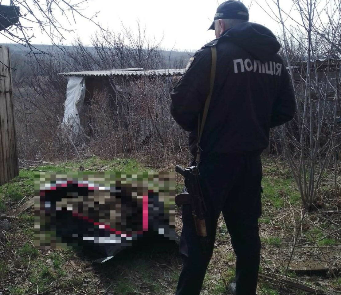 Новини Харкова: поліція ексгумувала тіла загиблих під час авіаудару людей