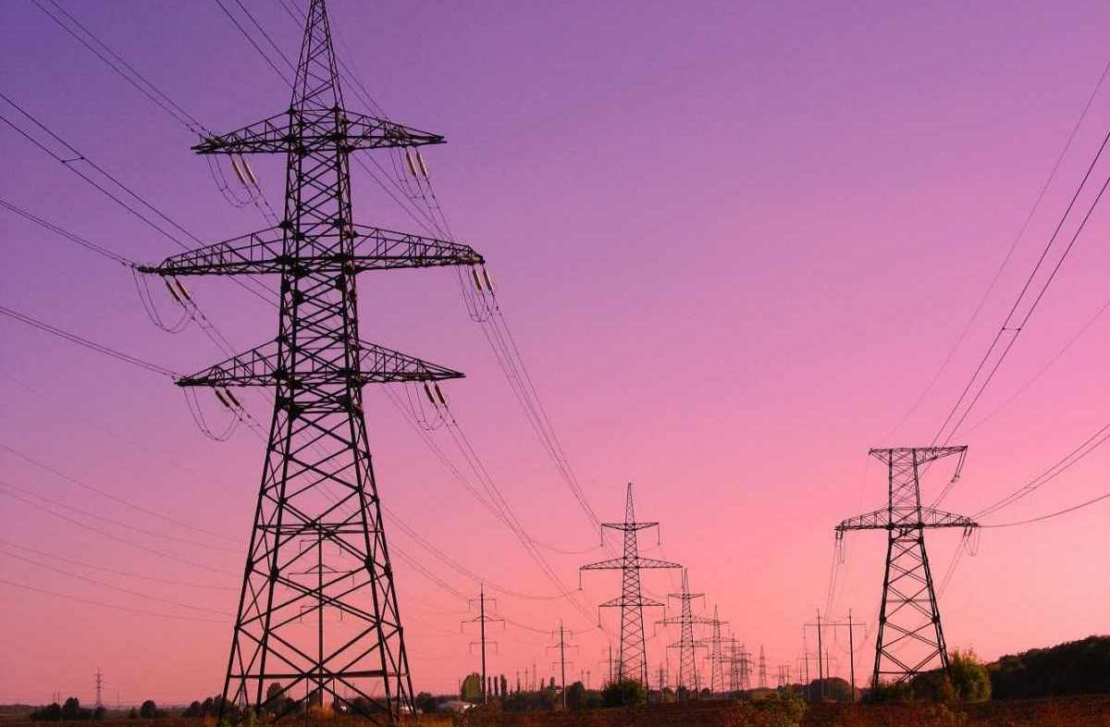 Новини Харкова: у місті діють аварійні відключення електроенергії