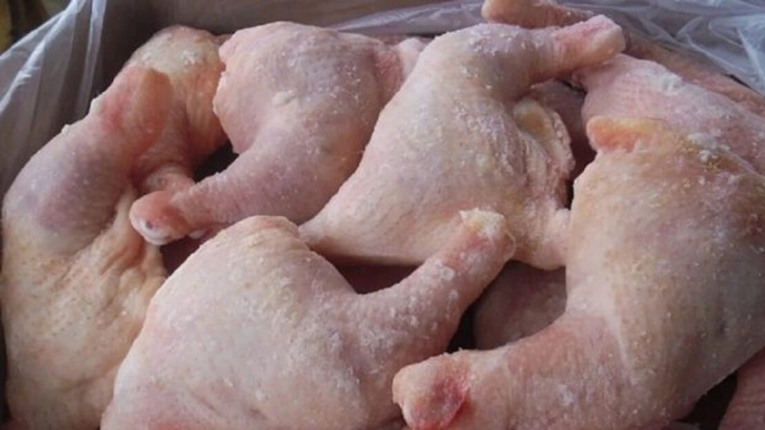 Мешканців Харкова попереджають про небезпечну курятину