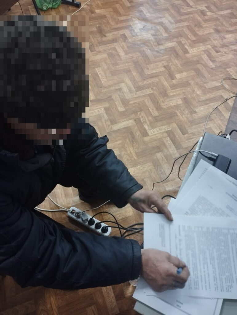 Мертве тіло у килимі: На Харківщині затримали помічника зловмисника