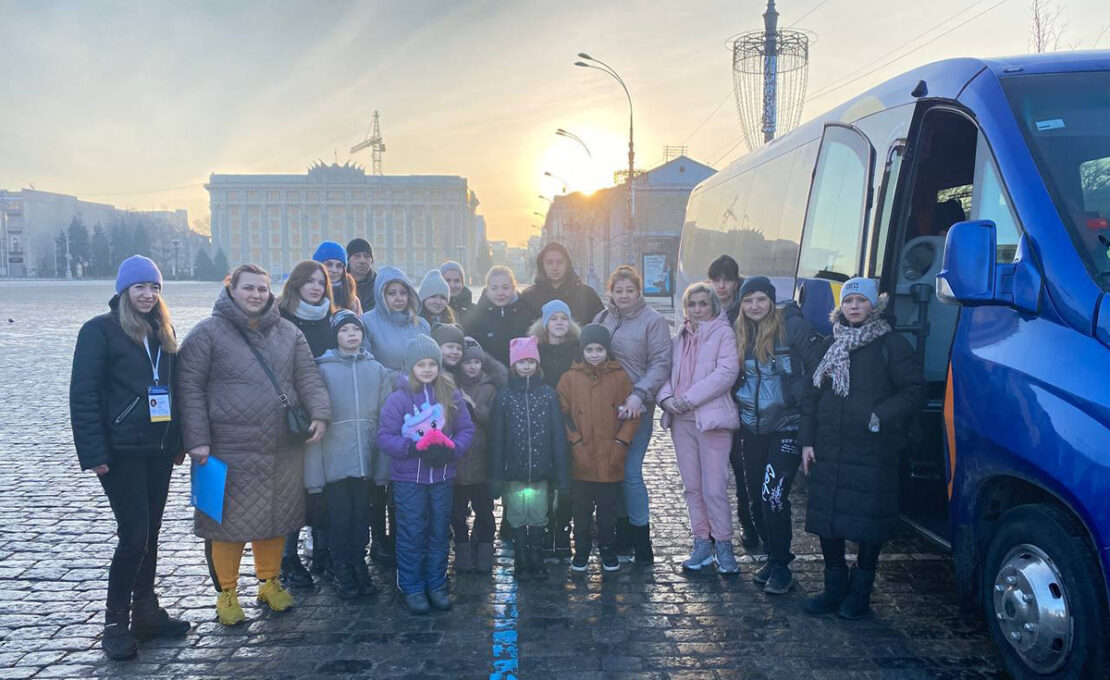 Дітей з Харкова відправили до центру психологічної реабілітації у Києві
